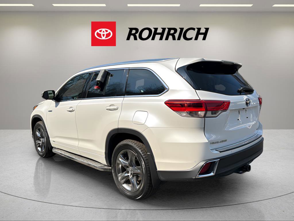 Used 2018 Toyota Highlander Limited Platinum image 8