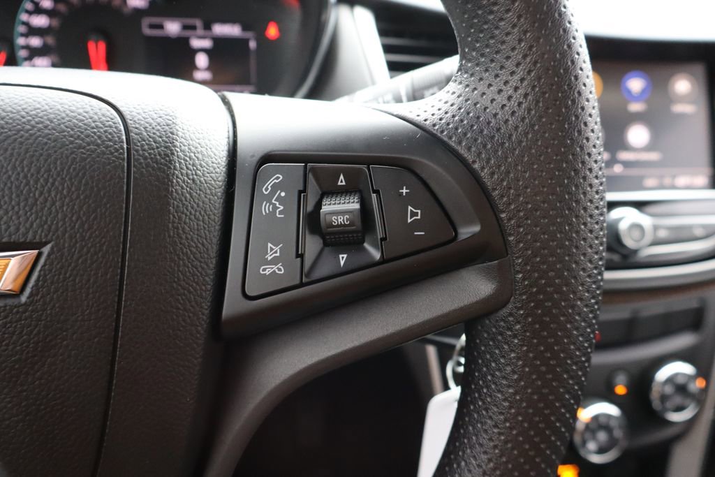 Used 2021 Chevrolet Trax LS w/ Tint and Cruise Package image 8