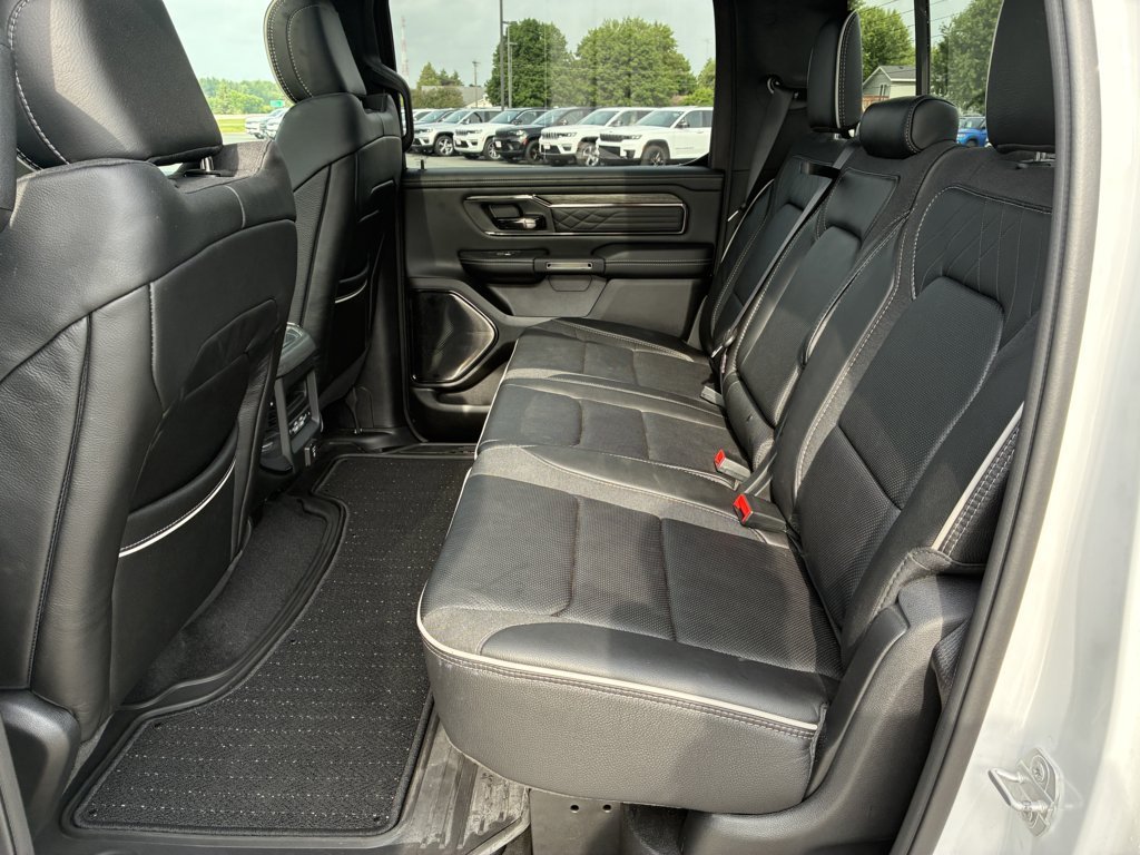 Used 2025 RAM 1500 Limited AWD/4WD image 16