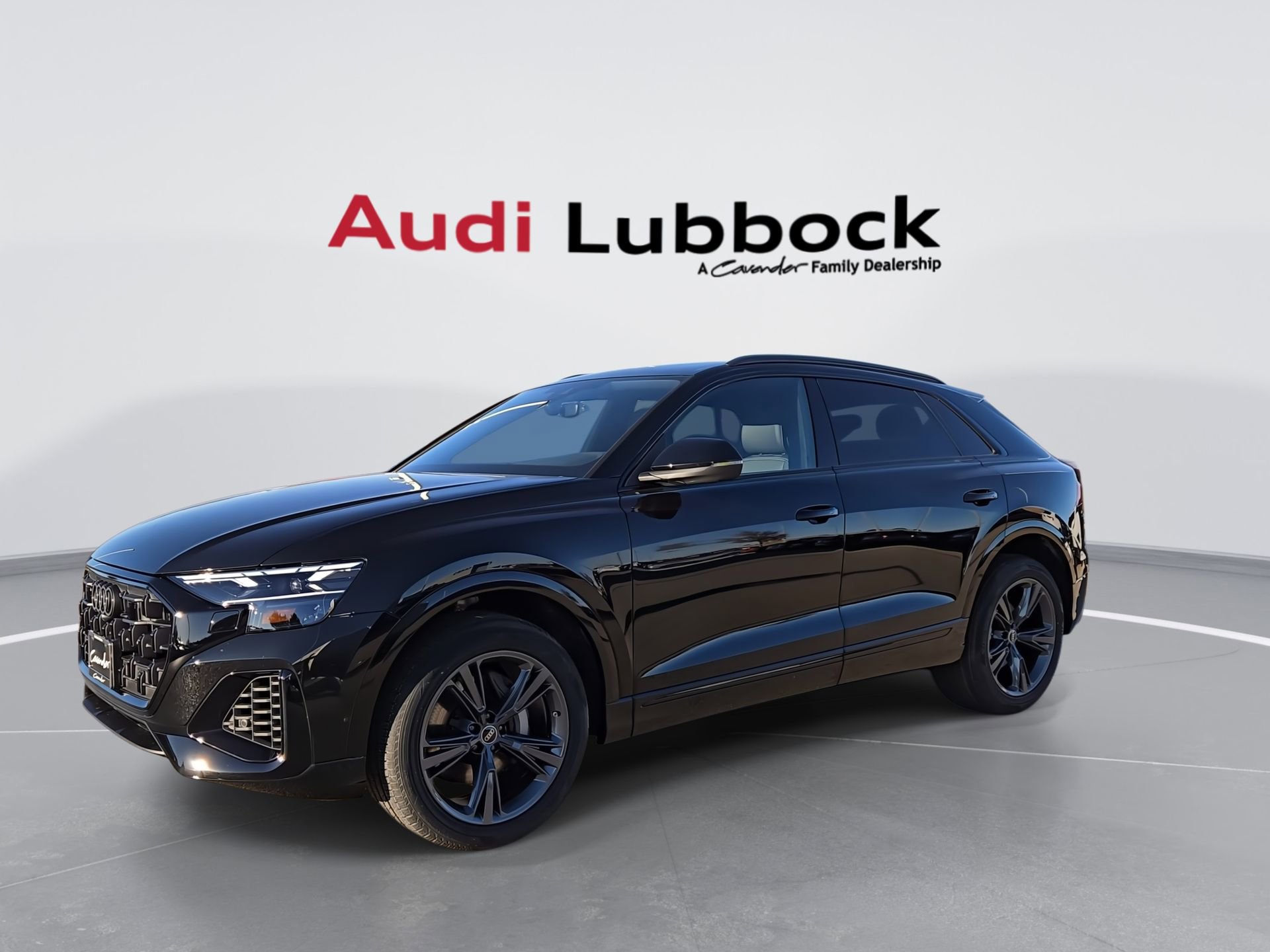 New 2026 Audi Q8 Premium image 4