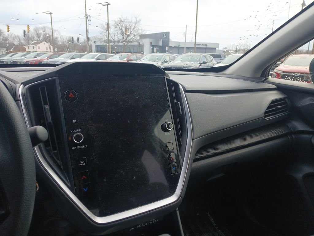 Used 2024 Subaru Crosstrek 2.0i Premium image 19