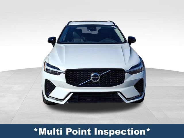 Used 2024 Volvo XC60 B5 Plus w/ Protection Package Premier image 3