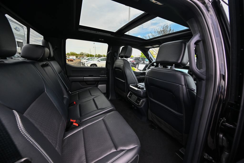 Used 2025 Ford F150 Lariat AWD/4WD image 27