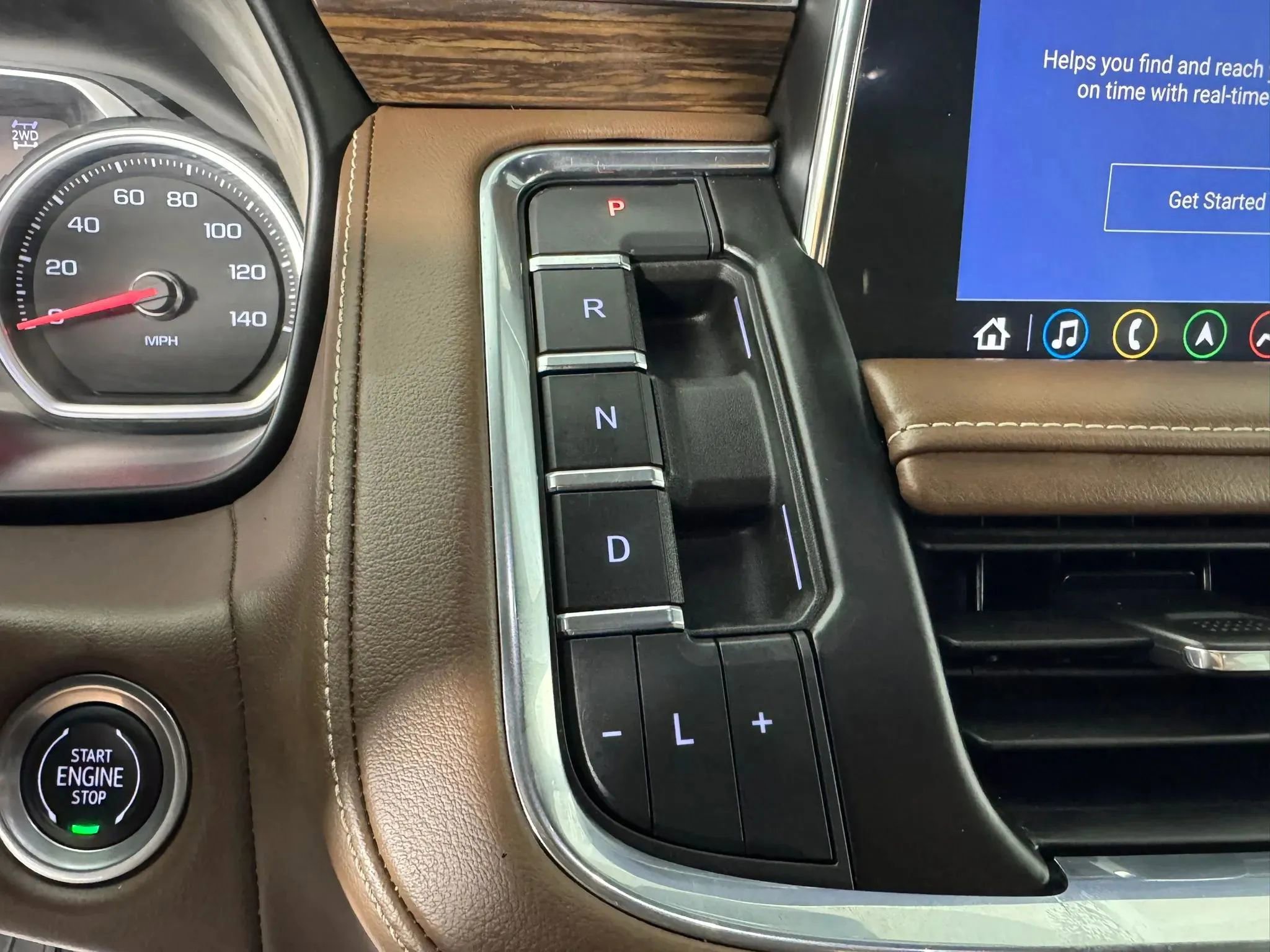 Used 2021 Chevrolet Suburban High Country w/ Premium Package AWD/4WD image 23
