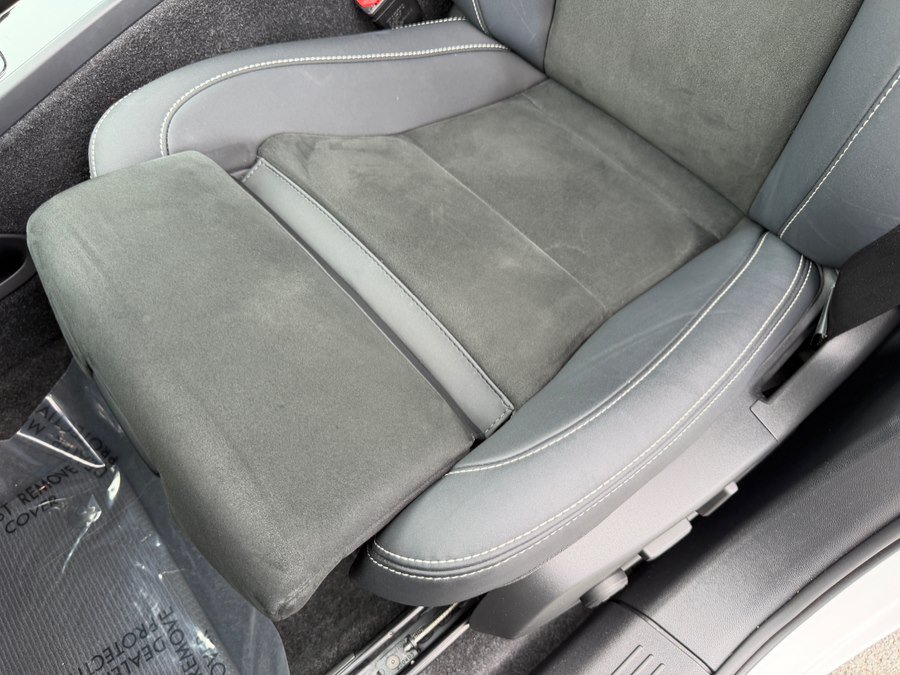 Used 2023 Volvo XC40 Recharge Plus AWD/4WD image 21