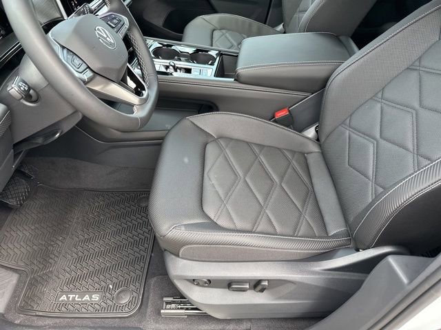 New 2025 Volkswagen Atlas Cross Sport SE image 10