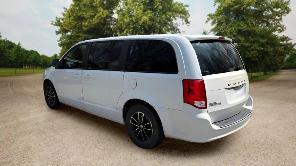 Used 2019 Dodge Grand Caravan GT image 6