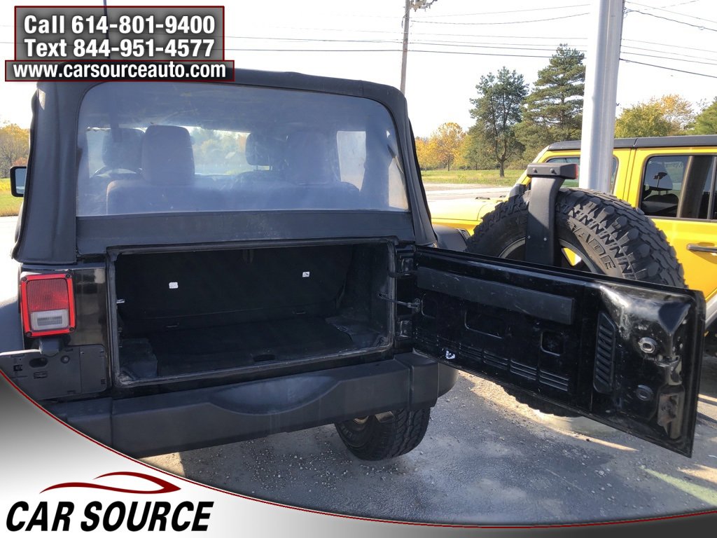 Used 2017 Jeep Wrangler Sport image 7