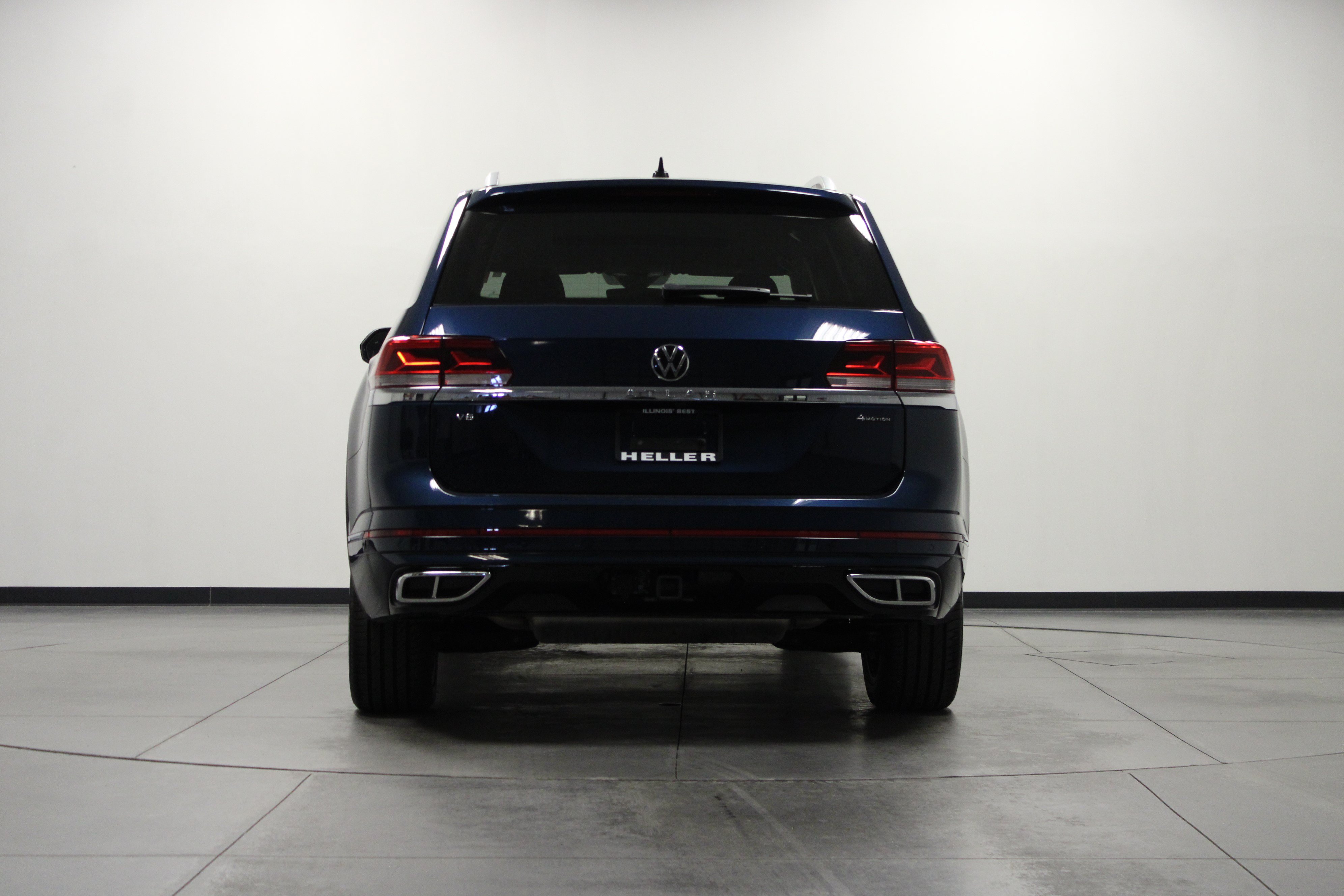 Used 2023 Volkswagen Atlas SEL Premium AWD/4WD image 5