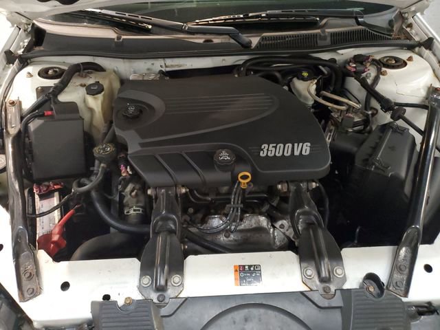 Used 2011 Chevrolet Impala LT image 23