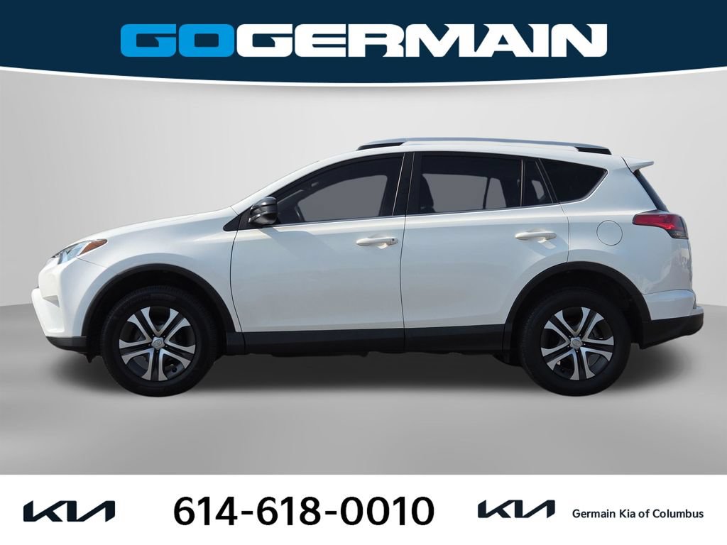 Used 2016 Toyota RAV4 LE FWD image 12