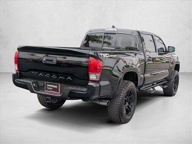 Used 2016 Toyota Tacoma TRD Sport w/ Towing Package RWD image 5