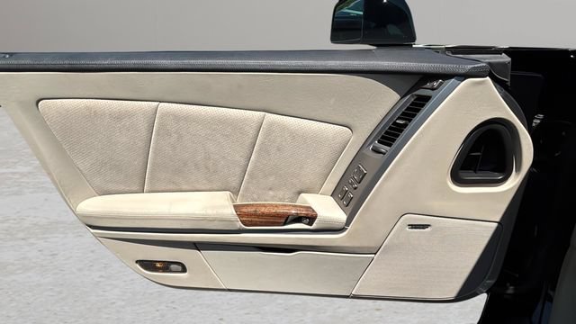 Used 2006 Cadillac XLR V RWD image 18