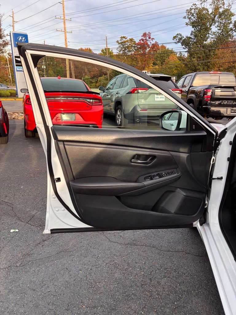 Used 2024 Nissan Sentra S FWD image 25