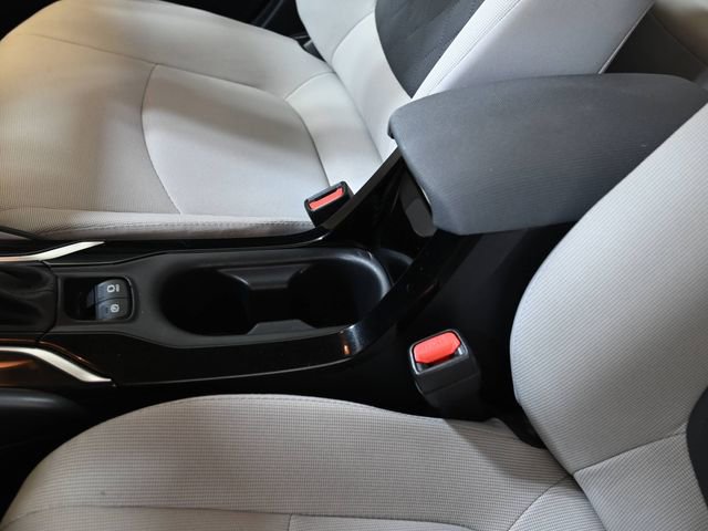 Used 2022 Toyota Corolla LE FWD image 21