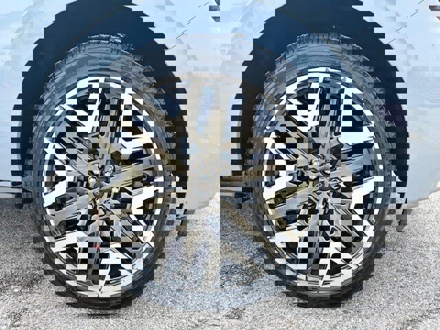 New 2026 Ford Expedition Max Platinum image 19