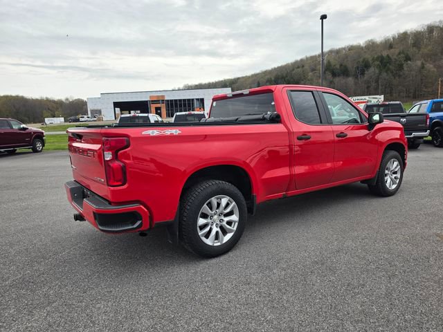 Used 2019 Chevrolet Silverado 1500 Custom w/ Custom Value Package AWD/4WD image 5