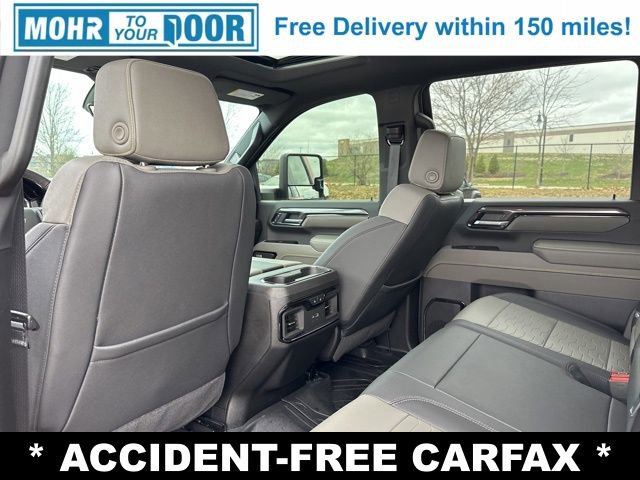 Used 2025 Chevrolet Silverado 2500 ZR2 w/ Technology Package image 32