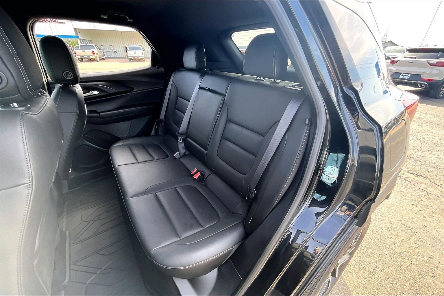 Used 2021 Chevrolet TrailBlazer ACTIV w/ Technology Package image 27