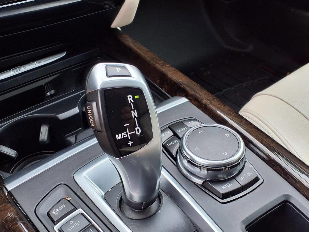 Used 2016 BMW X5 xDrive40e image 24