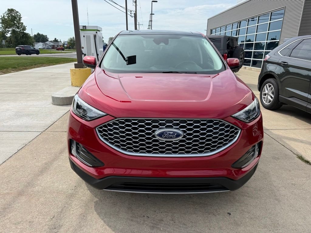 Certified 2024 Ford Edge SEL w/ Convenience Package AWD/4WD image 6