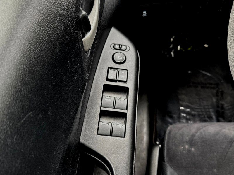 Used 2013 Honda CR-V LX image 11