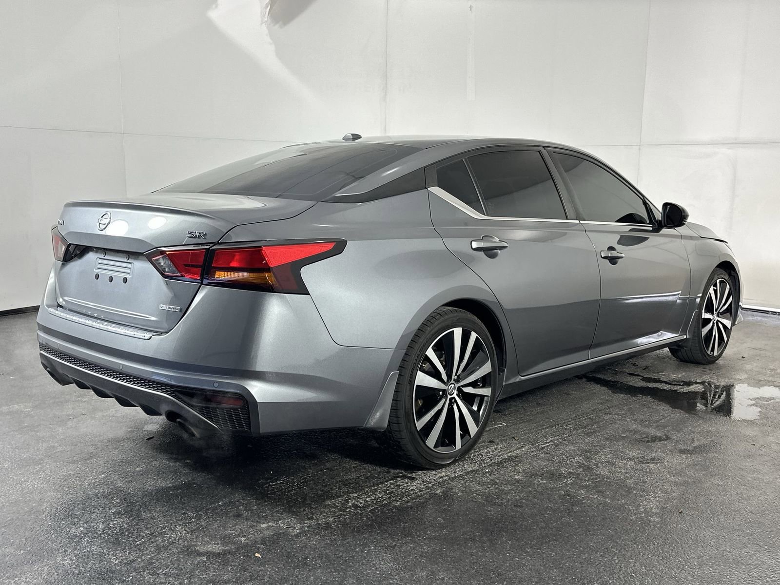 Used 2021 Nissan Altima 2.0 SR FWD image 8