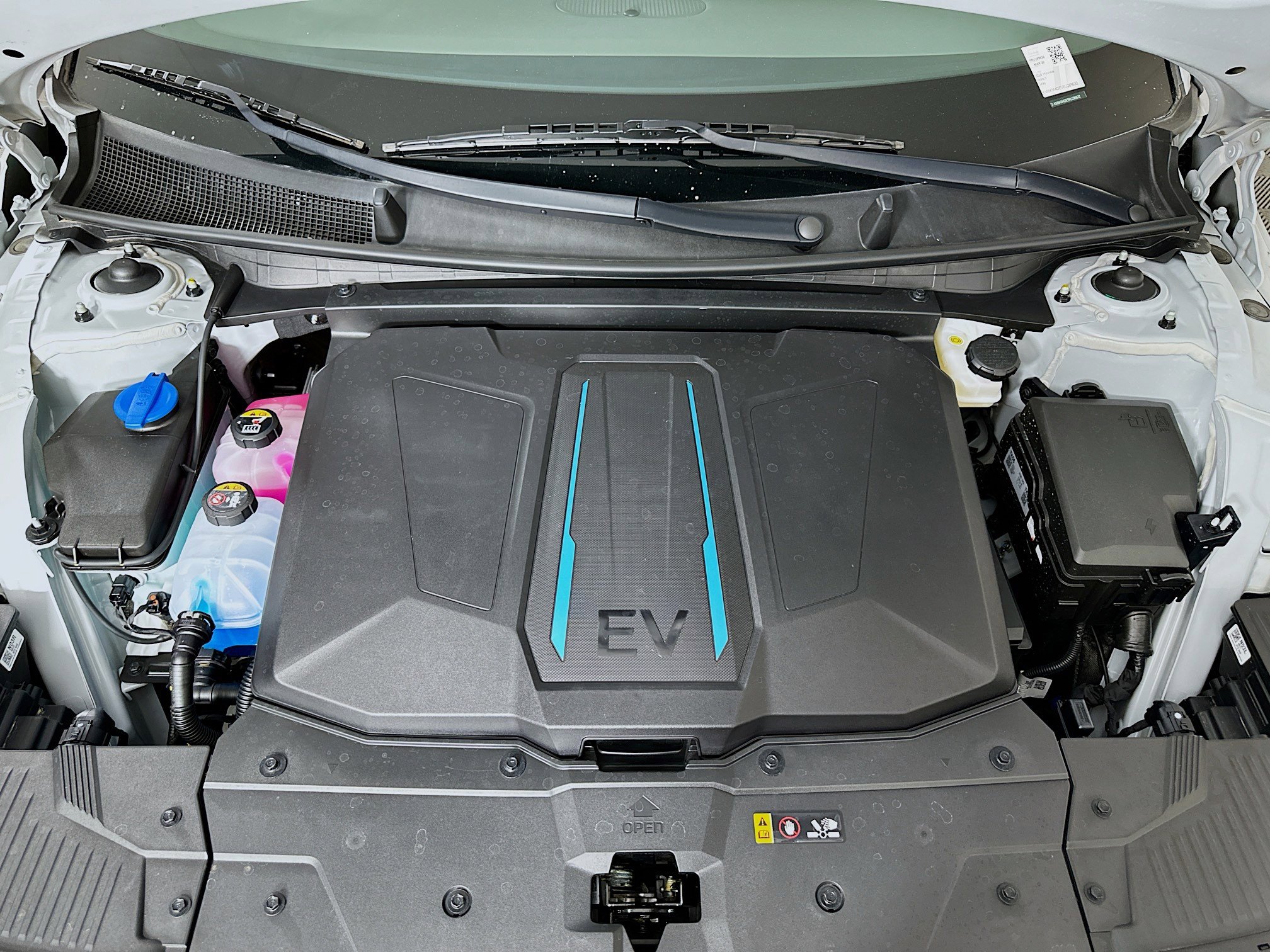 Used 2024 Hyundai Ioniq 5 SE RWD image 32