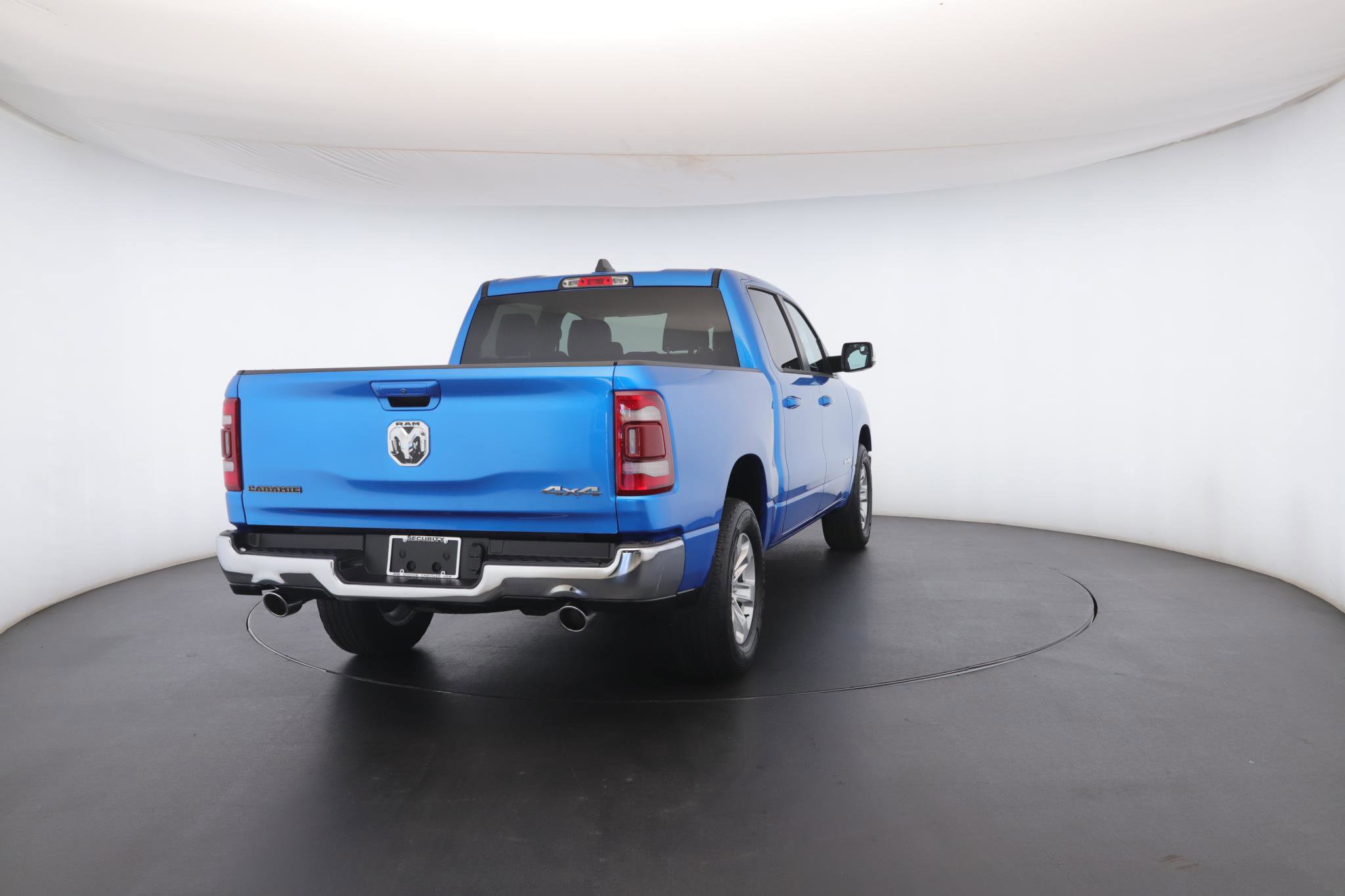 Used 2024 RAM 1500 Laramie AWD/4WD image 27