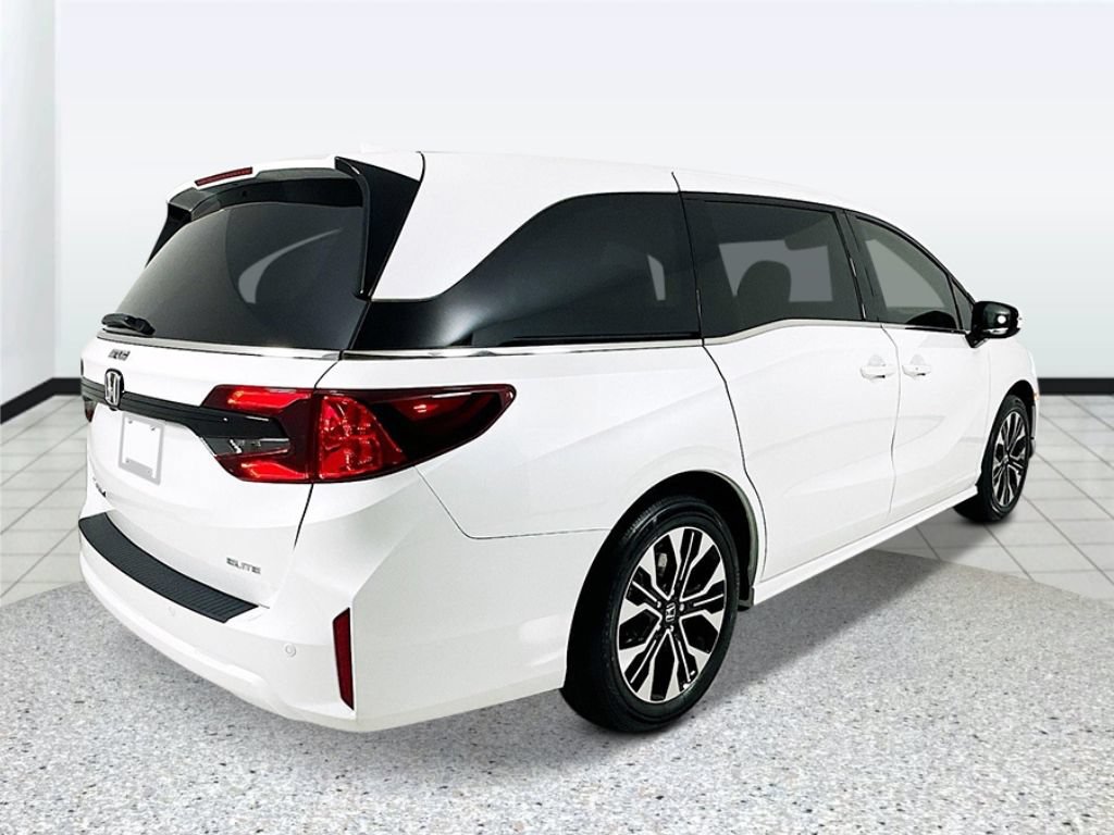 New 2027 Honda Odyssey Elite image 3