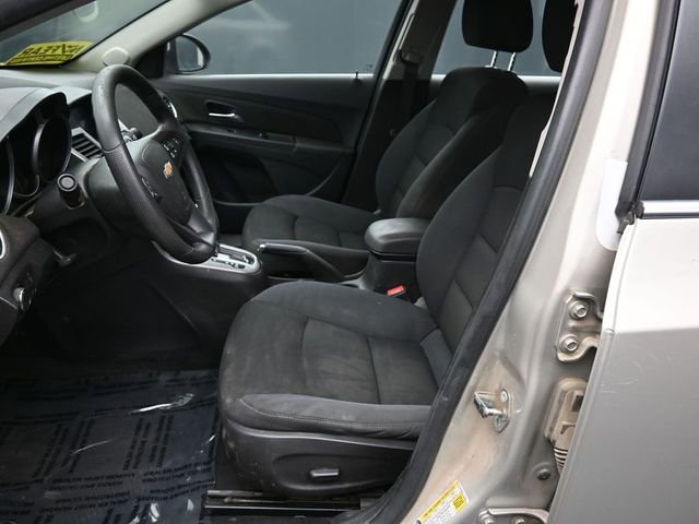 Used 2016 Chevrolet Cruze LT image 15