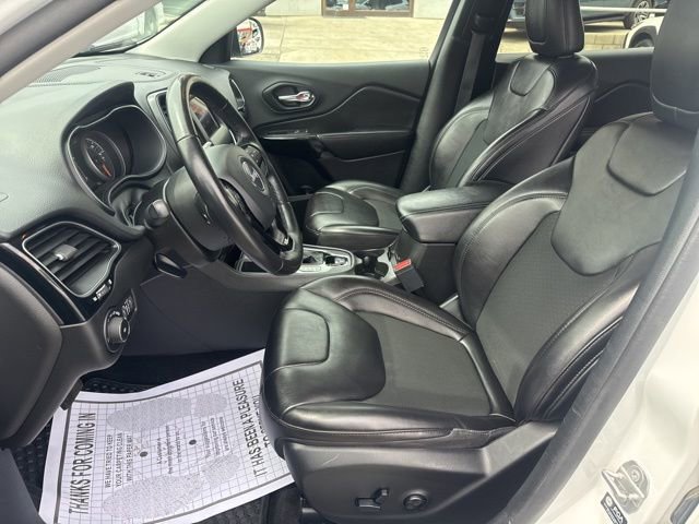 Certified 2021 Jeep Cherokee Latitude Plus image 24