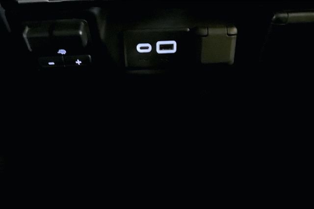 Used 2022 Chevrolet Silverado 2500 Custom w/ Custom Value Package AWD/4WD image 25