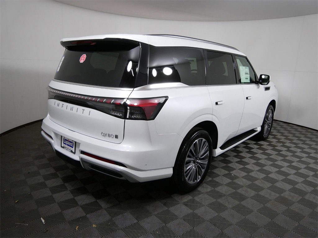 New 2025 INFINITI QX80 Sensory image 3