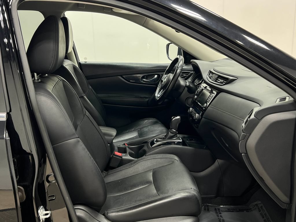 Used 2018 Nissan Rogue SL w/ Premium Package FWD image 33