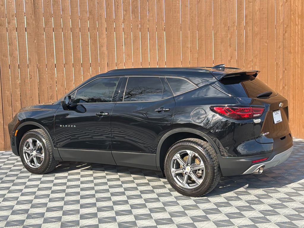 Used 2023 Chevrolet Blazer LT w/ Convenience Package image 14