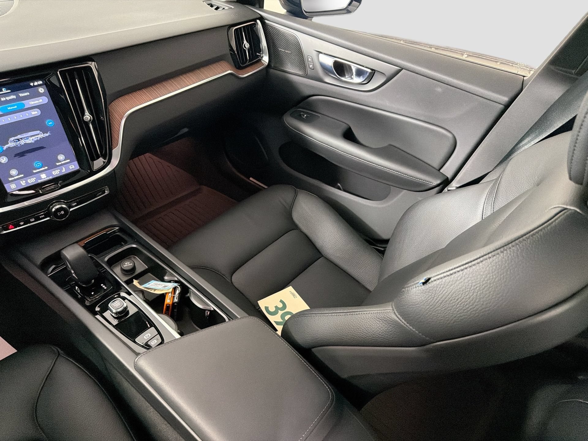 Certified 2024 Volvo S60 B5 Plus w/ Climate Package FWD image 26