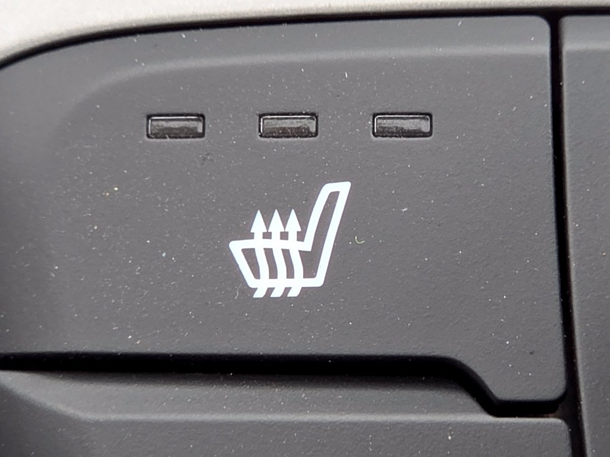 New 2026 Hyundai Venue SEL FWD image 7