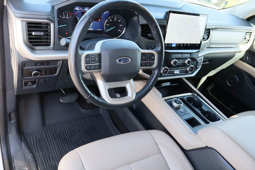 Used 2023 Ford Expedition Max XLT RWD image 12