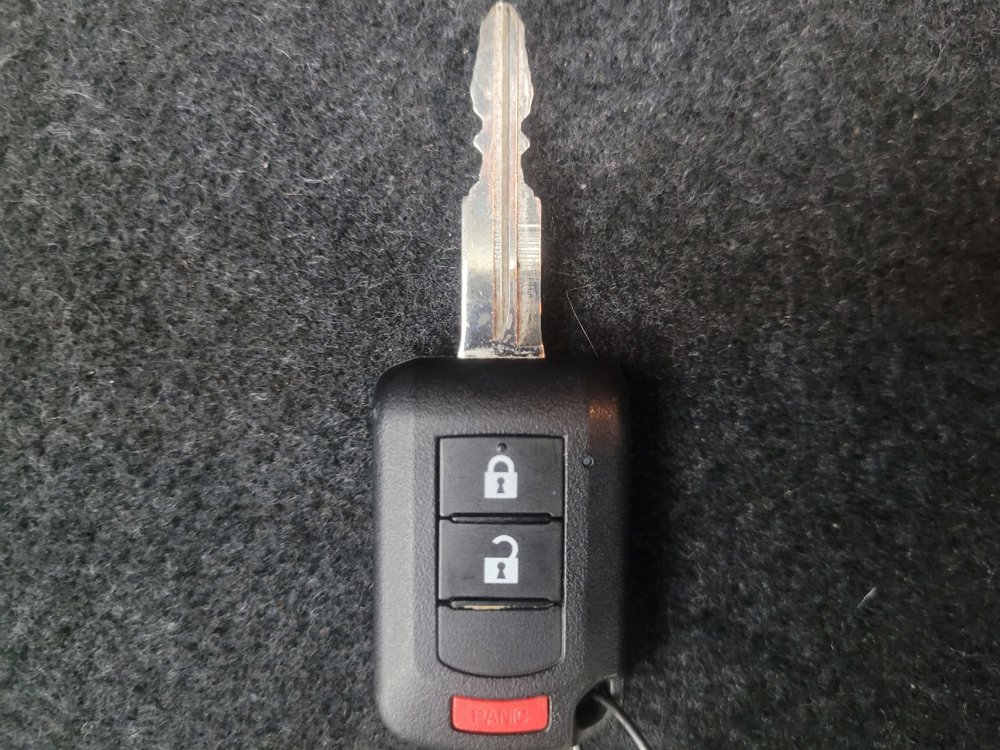 Used 2020 Mitsubishi Outlander Sport ES FWD image 32