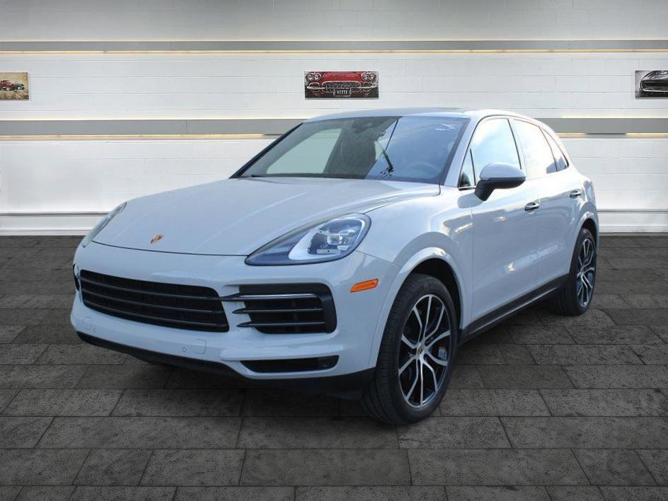 Used 2022 Porsche Cayenne Platinum Edition AWD/4WD image 3