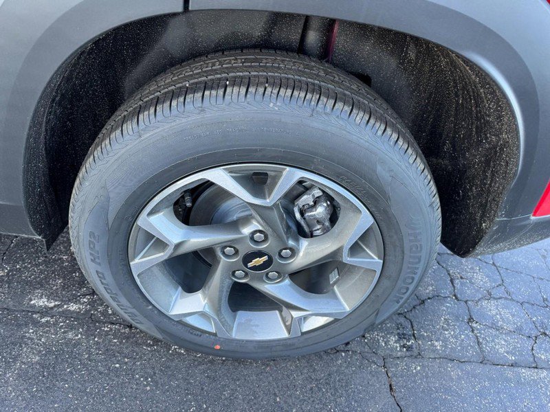 New 2026 Chevrolet Trax LT w/ Driver Confidence Package image 6