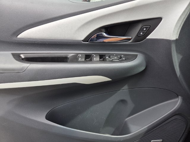 Certified 2020 Chevrolet Bolt Premier FWD image 17