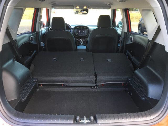 Used 2022 Kia Soul LX w/ Technology Package image 26