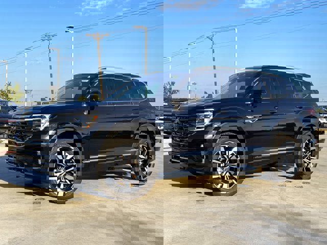 New 2026 Volkswagen Atlas SEL Premium R-Line image 1