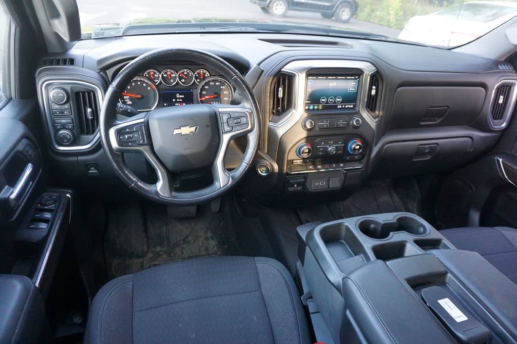 Used 2020 Chevrolet Silverado 1500 LT w/ All-Star Edition AWD/4WD image 6
