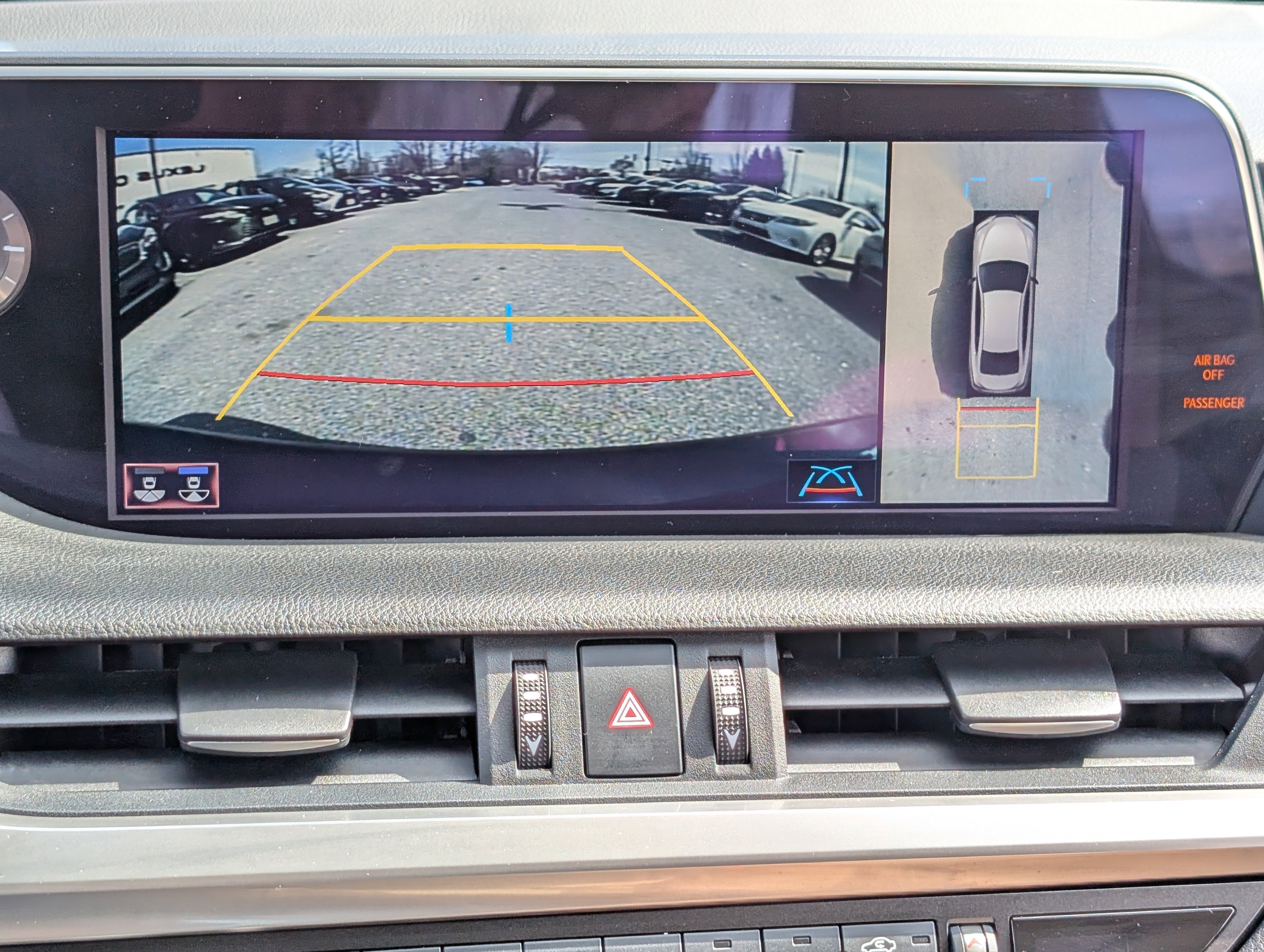 Used 2020 Lexus ES 350 Ultra Luxury w/ Accessory Package 2 image 30