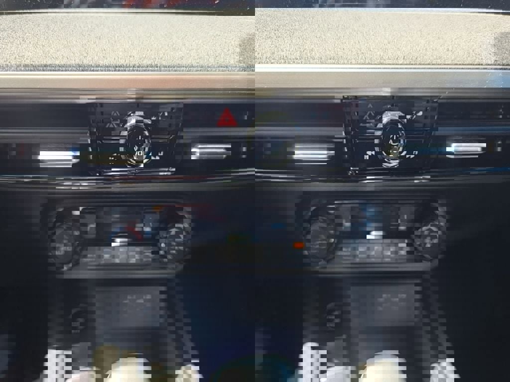 New 2026 Nissan Kicks SV image 24