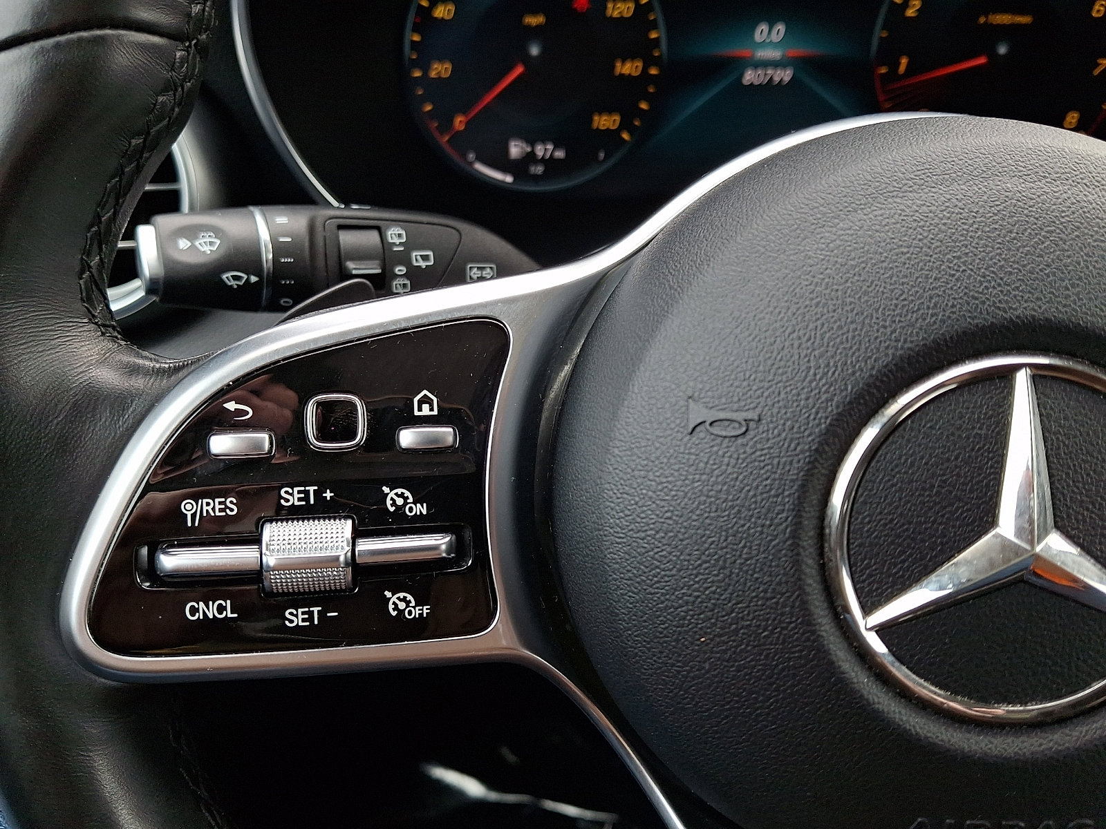 Used 2021 Mercedes-Benz GLC 300 4MATIC image 21