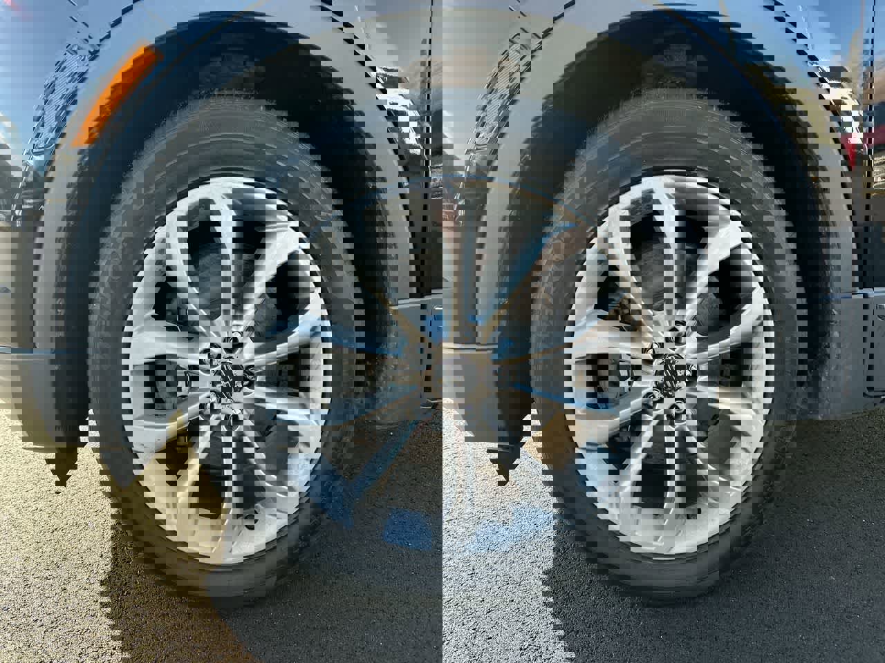 Used 2017 Lincoln MKC Select w/ Lincoln MKC Climate Package image 19